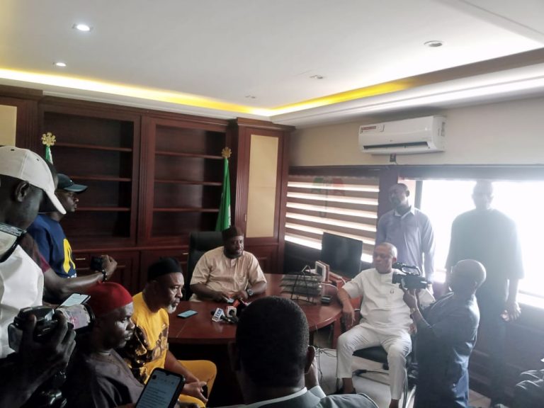 Breaking: Tension At PDP Headquarters As Rival Factions Clash Over Leadership Control