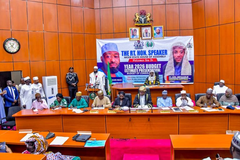 Bago Submits N1.3 Trillion Appropriation Bill to Niger Assembly for 2025