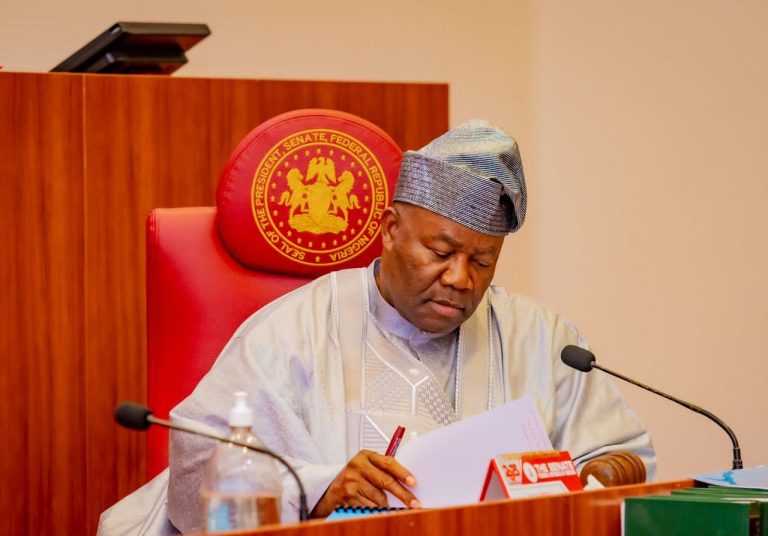 Goje Refutes Rumoured Conflict With Akpabio, Says He’s Focused on His Duties