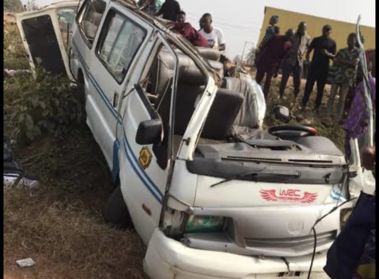 Fatal Accident on Lagos-Ibadan Expressway: Over-Speeding Driver Kills 6, Injures 2