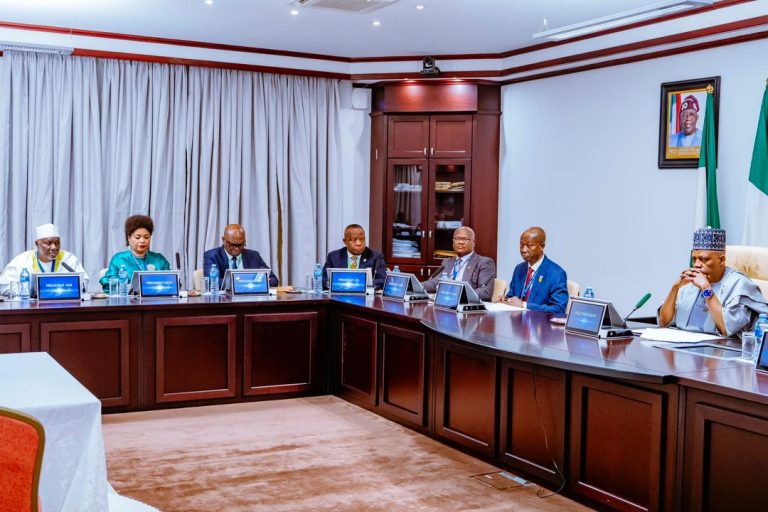FG Collaborates with Professional Bodies to Boost Financial Literacy for 10 Million Nigerians