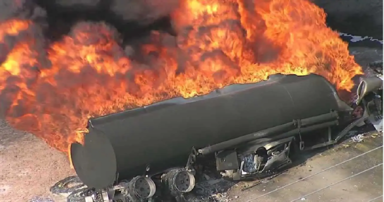 Explosion Rocks Lagos After Fuel Tanker Crashes