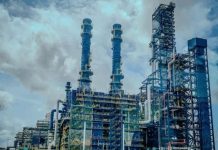 Fresh Petrol Price Hike: Dangote Refinery Moves Ex-Gantry Rate to N995/Litre