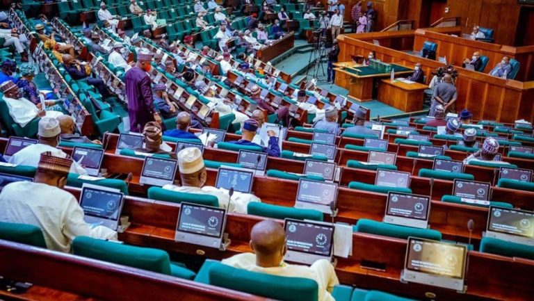 Conflict Erupts Between Lawmakers and Opposition Over Dual Party Membership Penalty