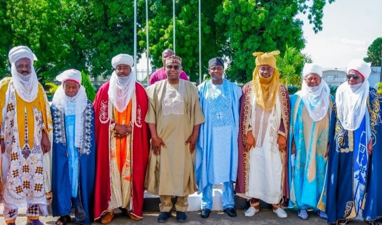Monarchs Applaud Tinubu, AbdulRazaq for Winning APC Primary Ticket