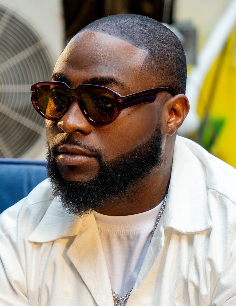 Let’s settle political popularity by ballot, not guns’ -Davido slams APC